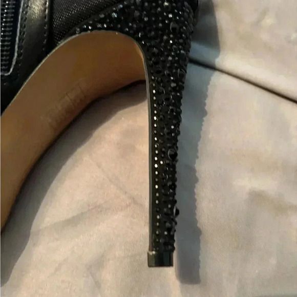 Karl lagerfeld Paris Clea Western Booties size 9M /40B - Picture 9 of 11